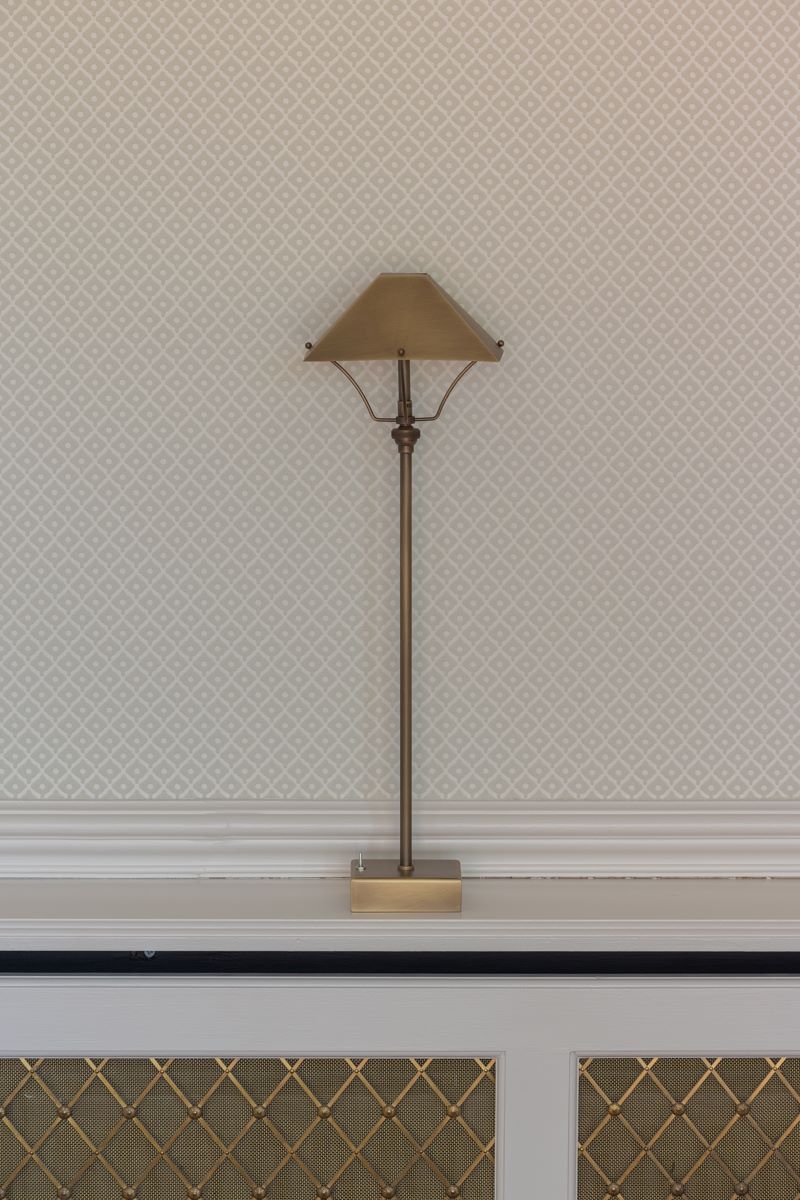 Aged brass cordless classic table lamp, 45cm