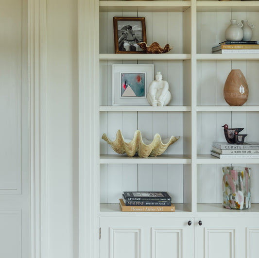 Decorative shell bowl, large