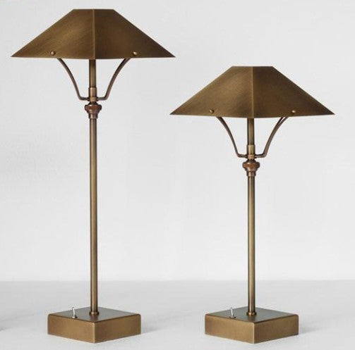 Aged brass cordless classic table lamp, 37cm