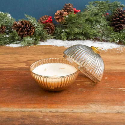 Snowfall Onyx Luster Ornament Candle