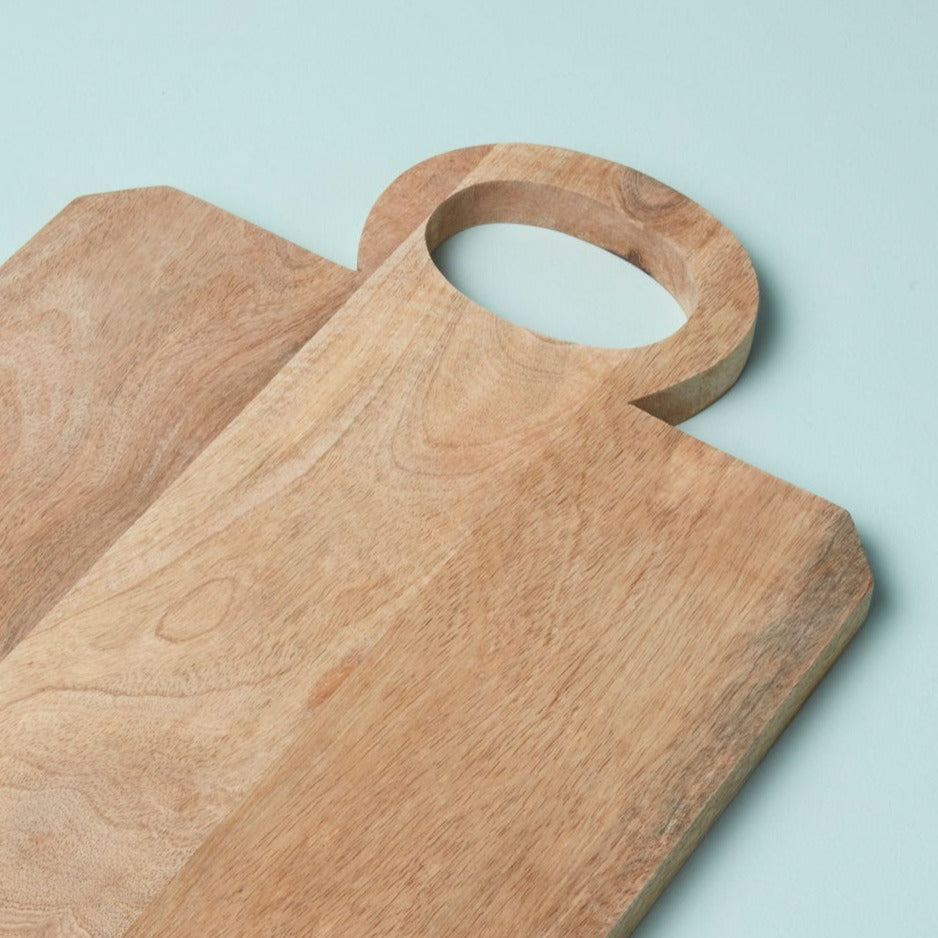 Rustic mango wood cutting board