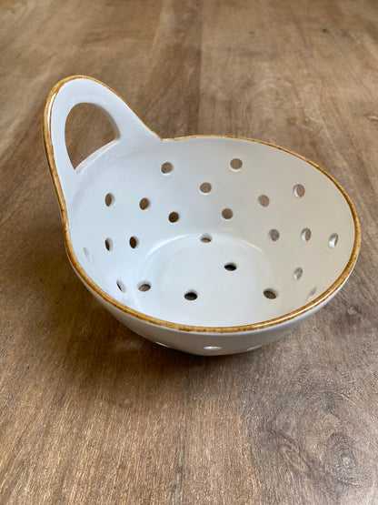 Stoneware colander, 15cm