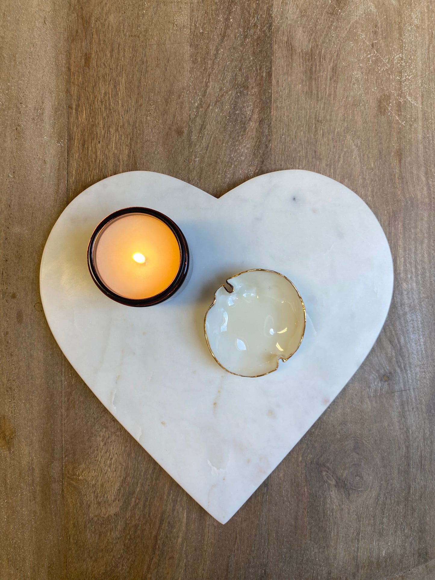 White marble heart-shaped board